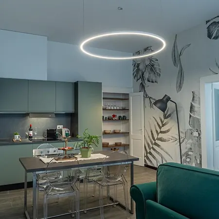 Homy Charme&relax Apartamento *